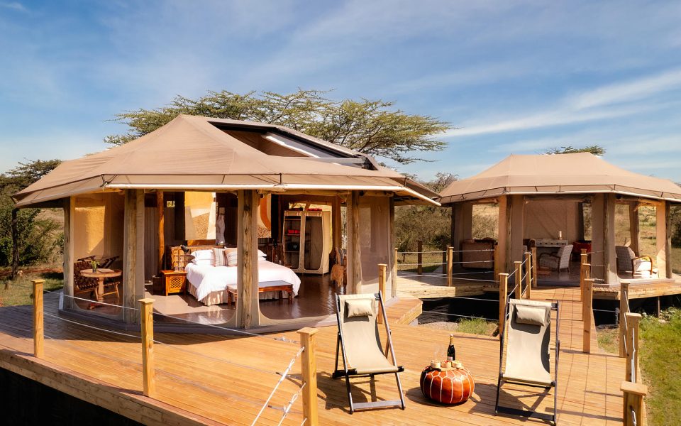 honeymoon_room-___wide_shot_